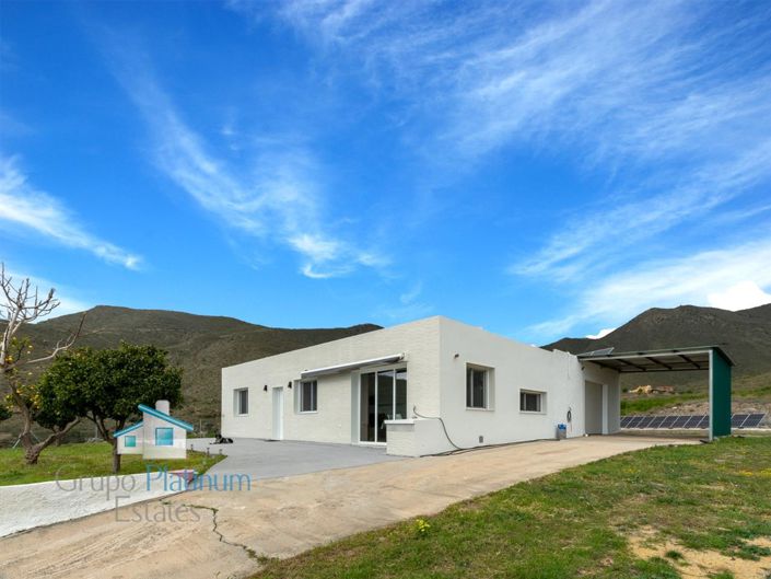 Image No.5-2 Bed Villa for sale