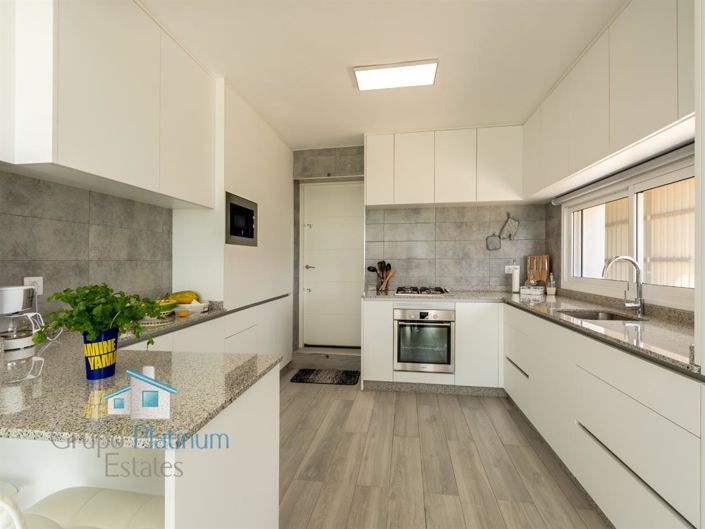 Image No.6-2 Bed Villa for sale