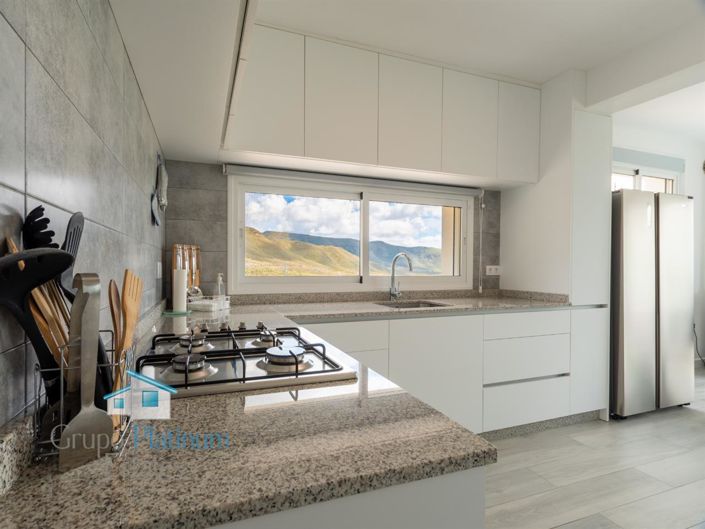 Image No.7-2 Bed Villa for sale