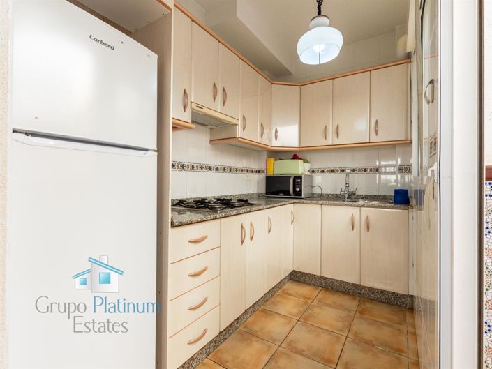 Image No.6-3 Bed Property for sale