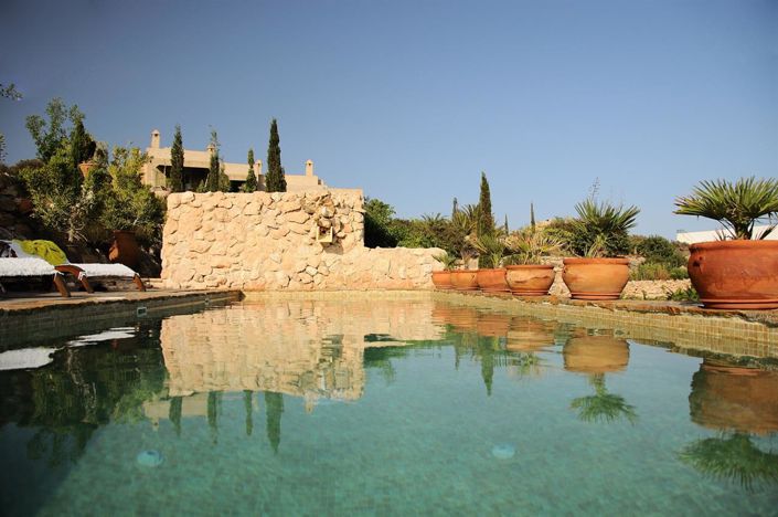 Image No.12-5 Bed Villa for sale