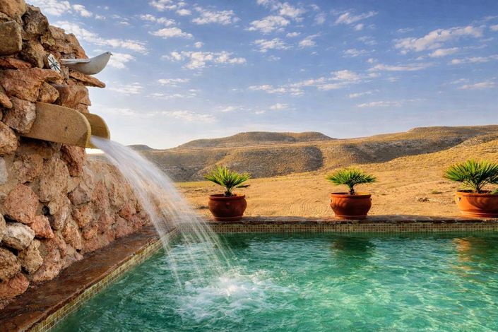 Image No.2-5 Bed Villa for sale