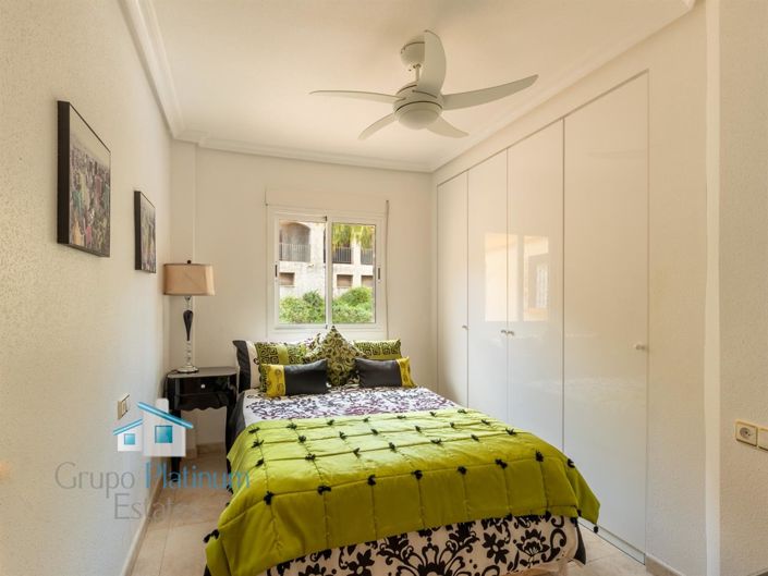 Image No.14-5 Bed Property for sale