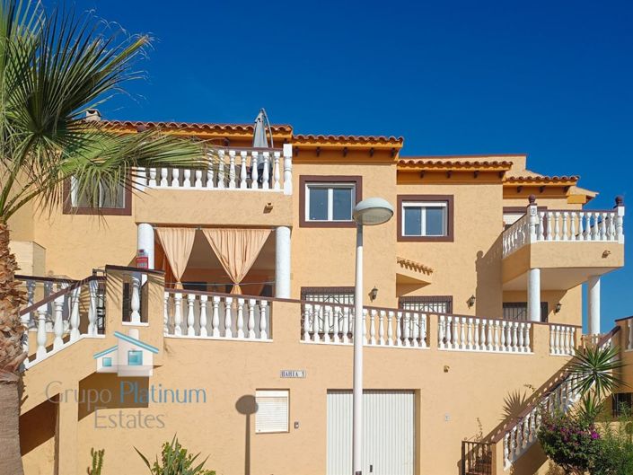 Image No.22-5 Bed Property for sale