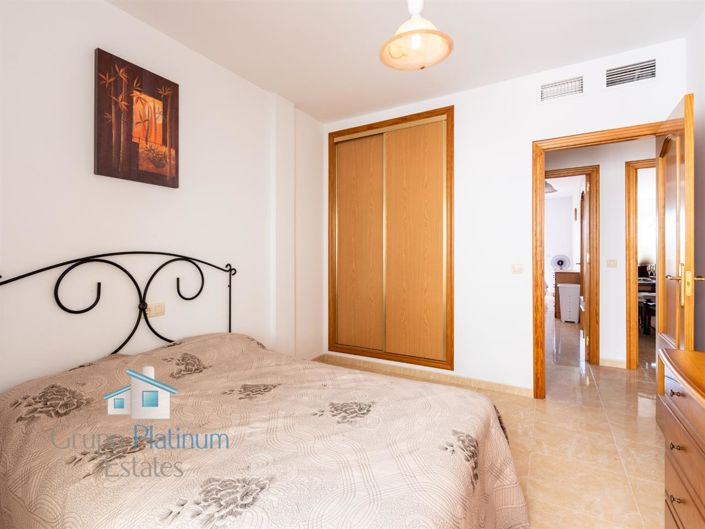 Image No.10-3 Bed Property for sale