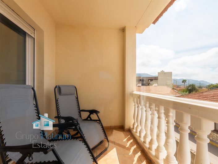 Image No.14-3 Bed Property for sale