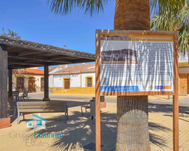 Image No.28-3 Bed Property for sale