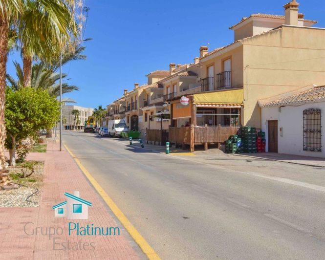 Image No.30-3 Bed Property for sale