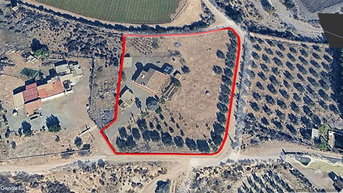 Image No.2-4 Bed Property for sale