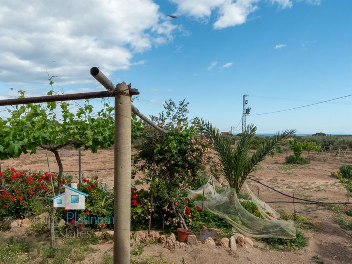 Image No.32-4 Bed Property for sale