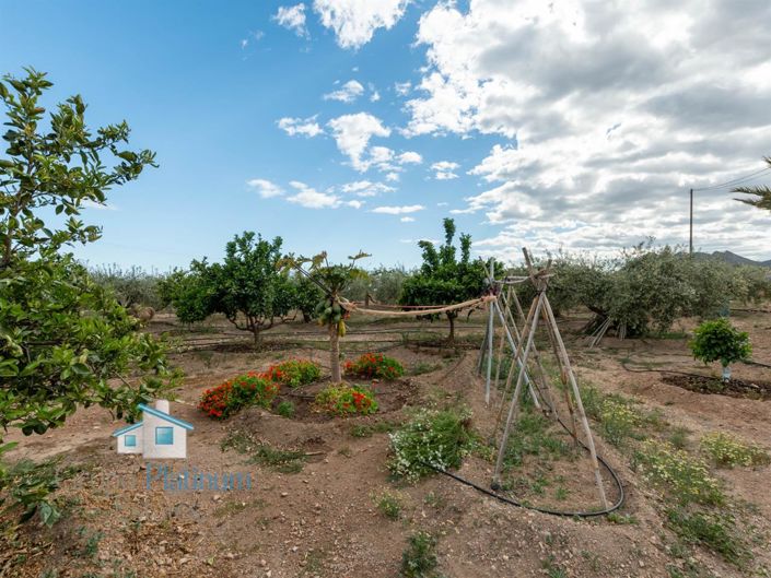 Image No.35-4 Bed Property for sale