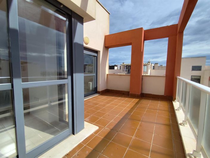 Image No.16-2 Bed Apartment for sale