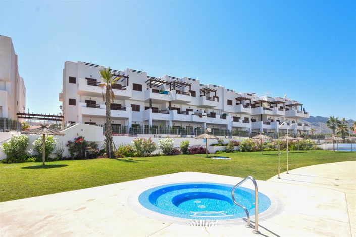Image No.3-3 Bed Apartment for sale