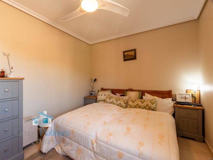 Image No.13-3 Bed Property for sale