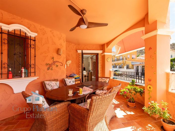 Image No.5-3 Bed Property for sale