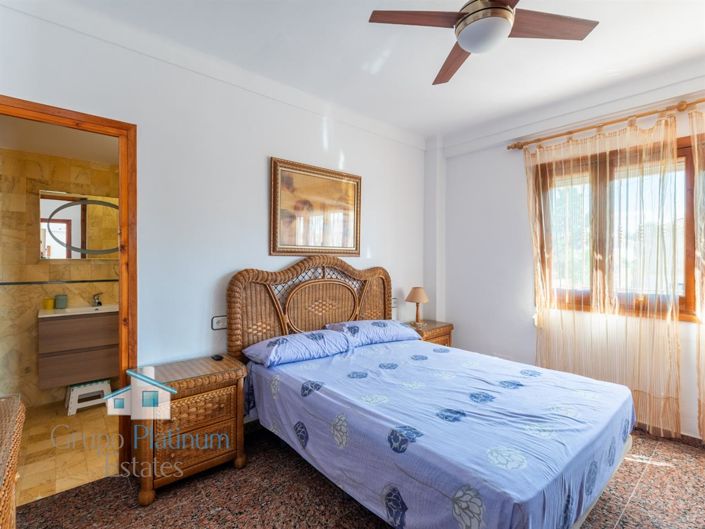 Image No.19-6 Bed Villa for sale