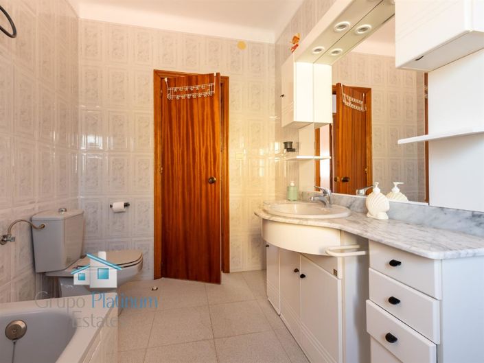 Image No.24-6 Bed Villa for sale