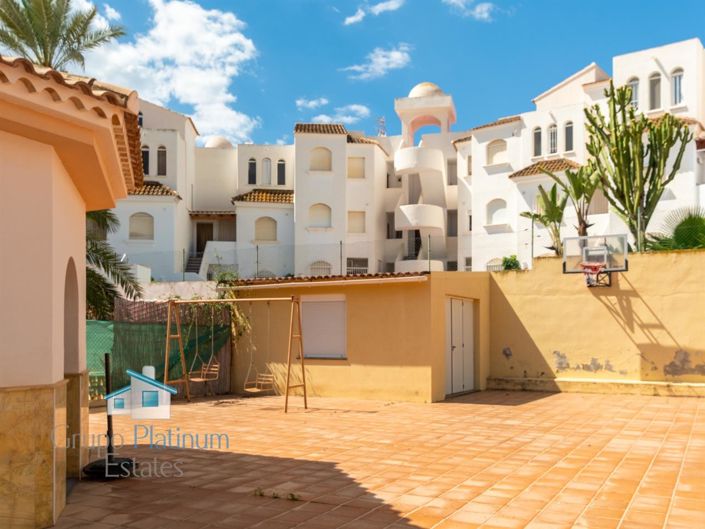 Image No.27-6 Bed Villa for sale