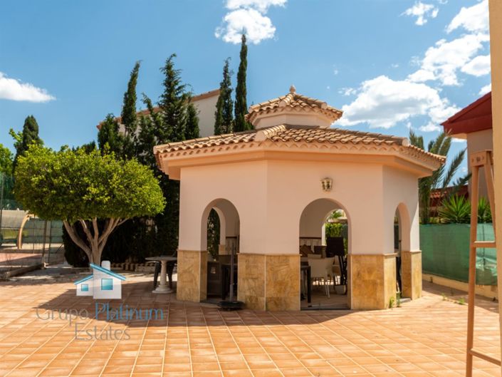 Image No.28-6 Bed Villa for sale