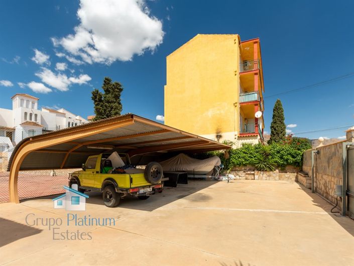 Image No.30-6 Bed Villa for sale
