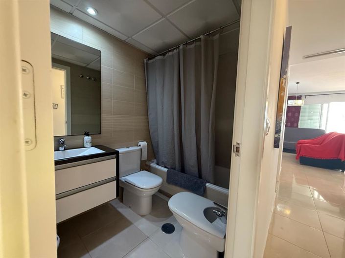 Image No.30-3 Bed Villa for sale