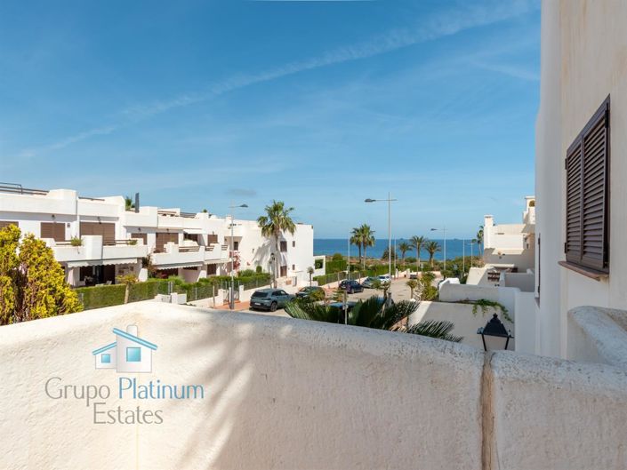 Image No.23-2 Bed Property for sale