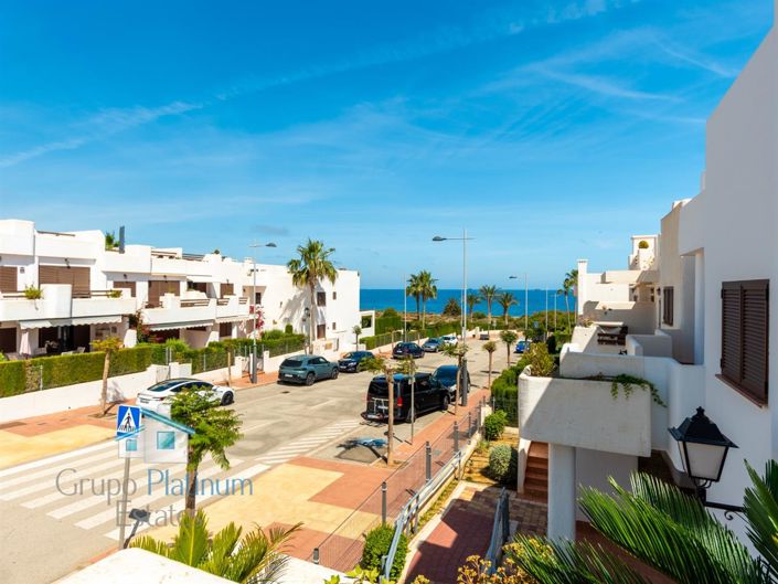 Image No.26-2 Bed Property for sale