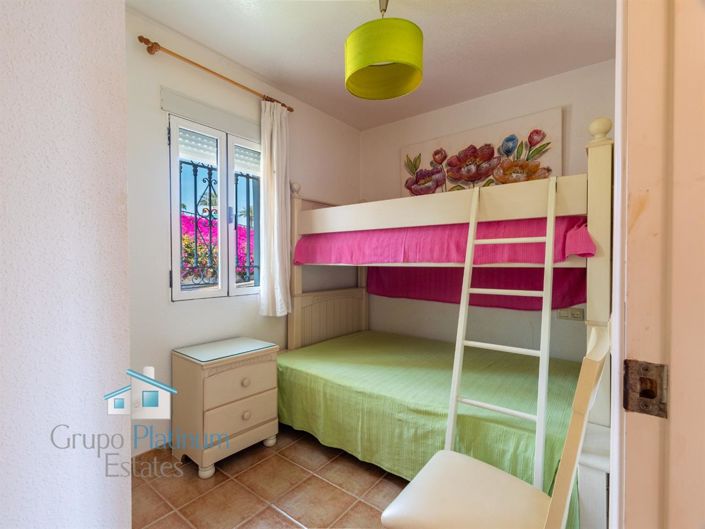 Image No.11-2 Bed Property for sale