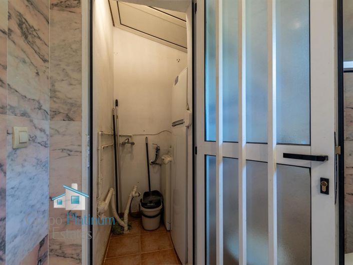 Image No.14-2 Bed Property for sale