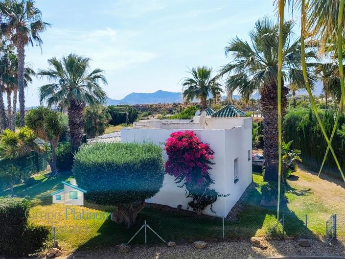Image No.19-2 Bed Property for sale