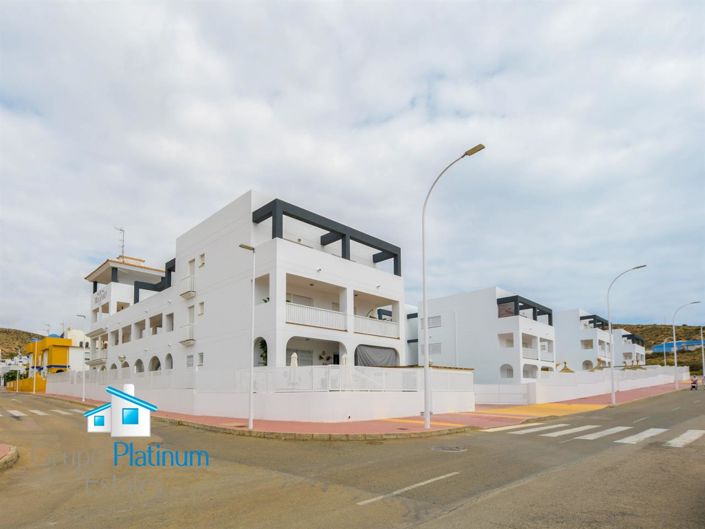 Image No.26-2 Bed Apartment for sale