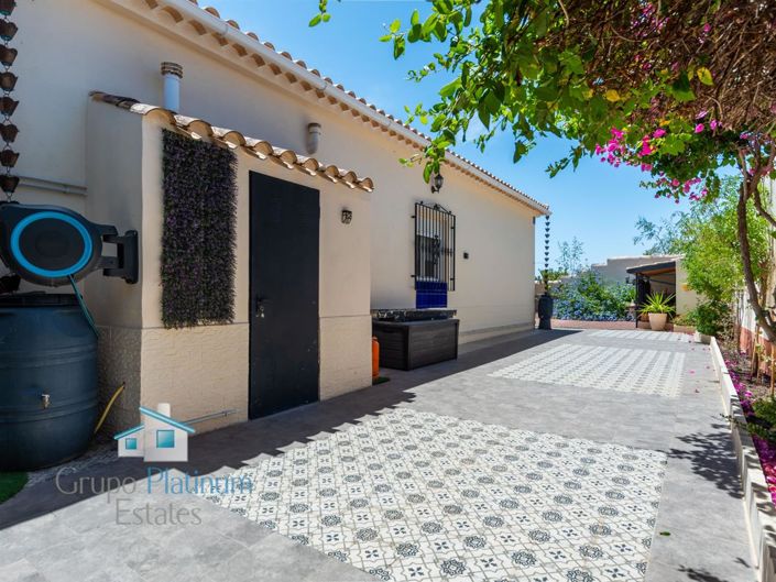 Image No.24-3 Bed Villa for sale