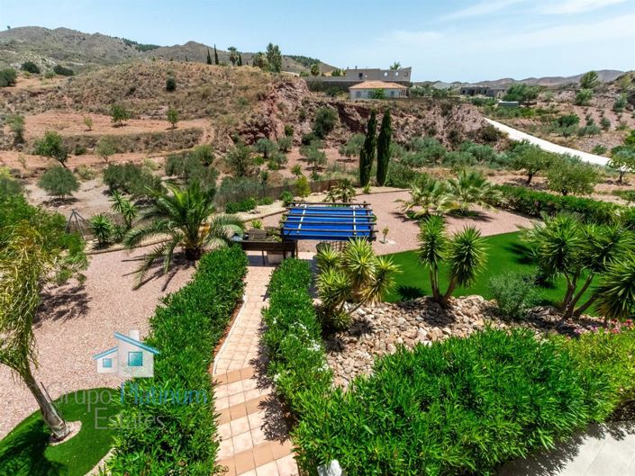 Image No.29-3 Bed Villa for sale