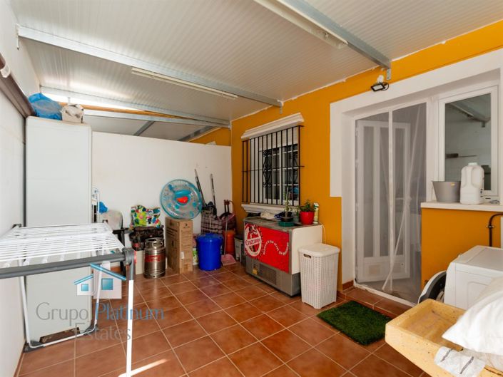 Image No.19-3 Bed Property for sale