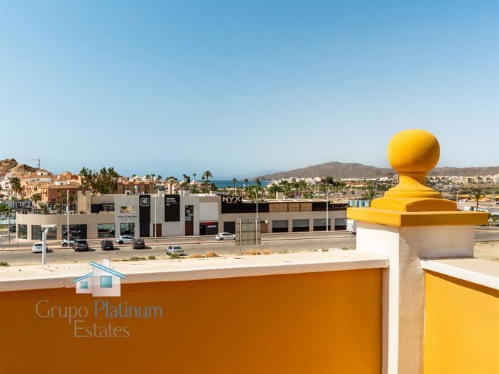 Image No.3-3 Bed Property for sale