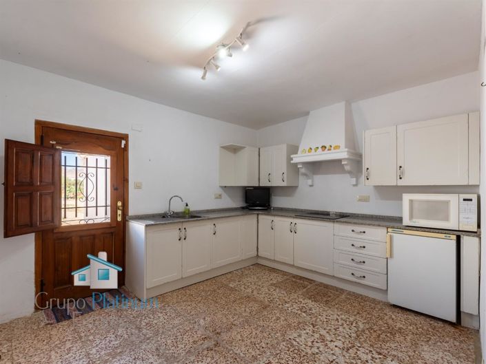 Image No.23-10 Bed Villa for sale