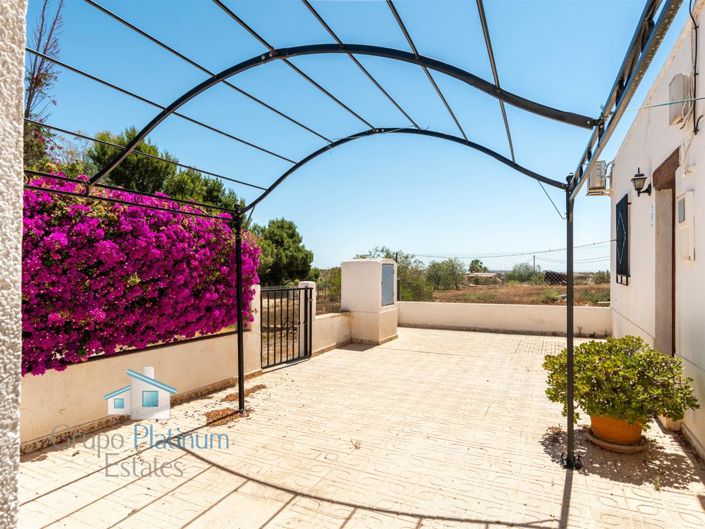 Image No.39-10 Bed Villa for sale