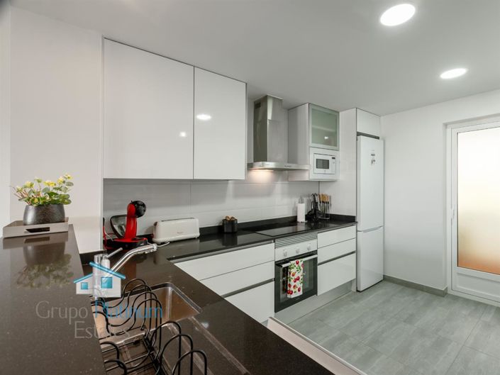 Image No.12-3 Bed Apartment for sale