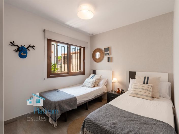Image No.19-3 Bed Apartment for sale