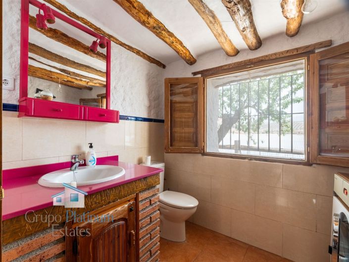 Image No.16-4 Bed Villa for sale
