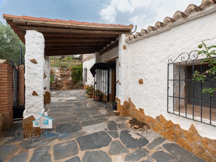 Image No.17-4 Bed Villa for sale