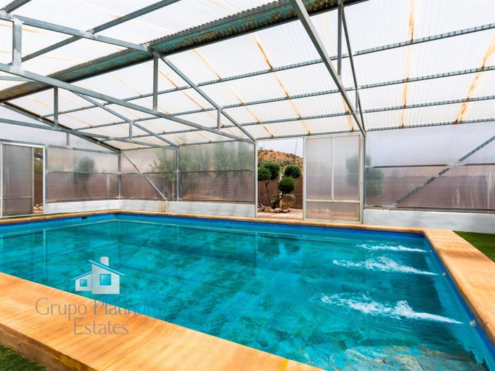 Image No.5-4 Bed Villa for sale