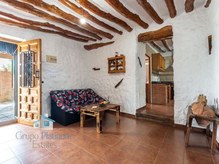 Image No.6-4 Bed Villa for sale