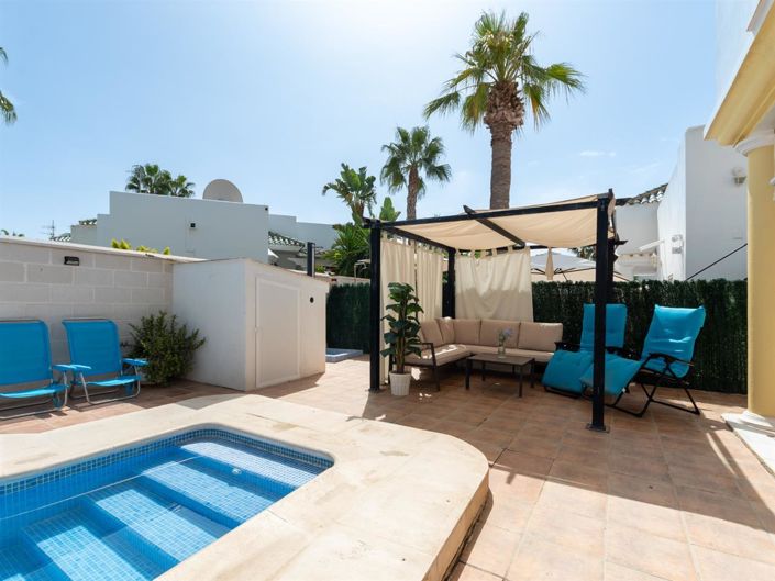 Image No.23-4 Bed Villa for sale