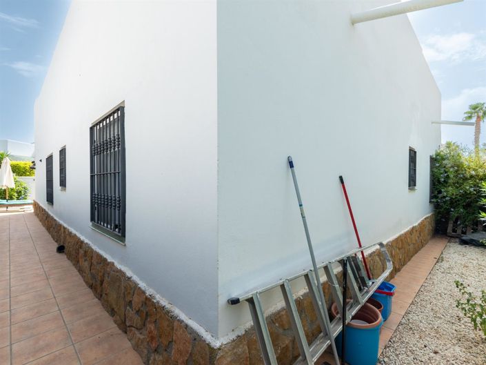 Image No.25-4 Bed Villa for sale