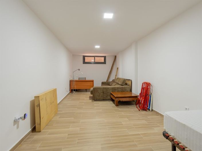 Image No.19-2 Bed Apartment for sale
