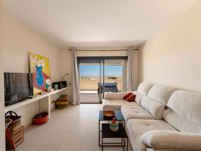 Image No.5-2 Bed Apartment for sale