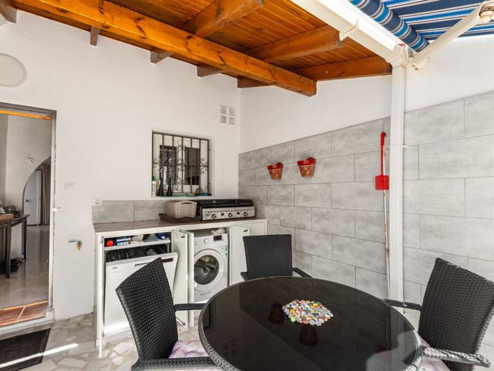Image No.19-2 Bed Property for sale