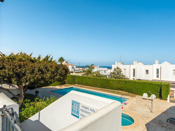 Image No.26-2 Bed Property for sale