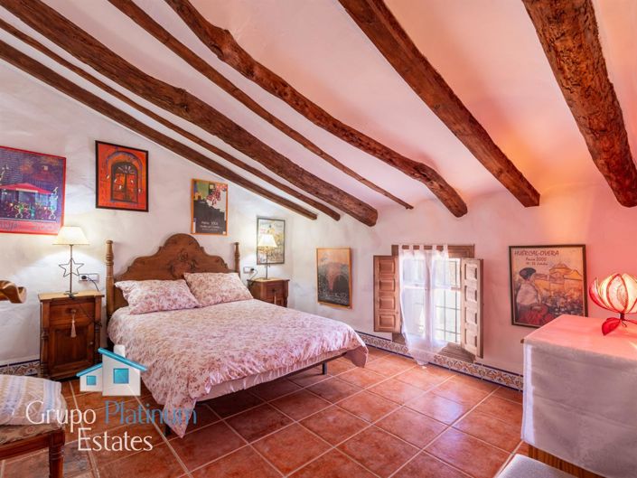 Image No.22-4 Bed Villa for sale